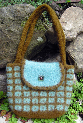 Dot in Box Felted Bag - Click Image to Close