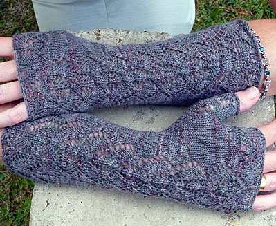 Orchid Lace Mitts - Click Image to Close