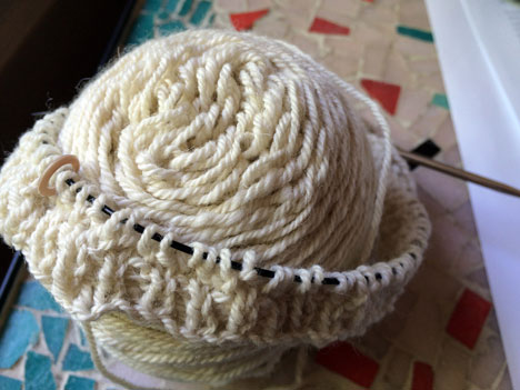 knittingHat06_03