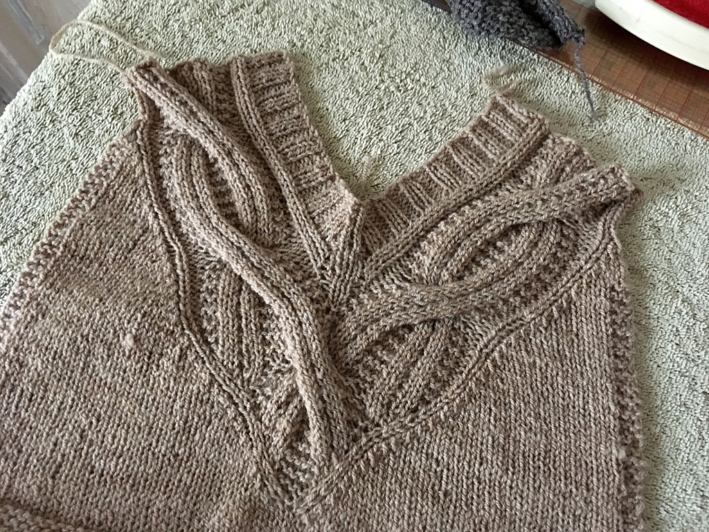 How to Knit: Using a Stitch Holder - NewStitchaDay.com