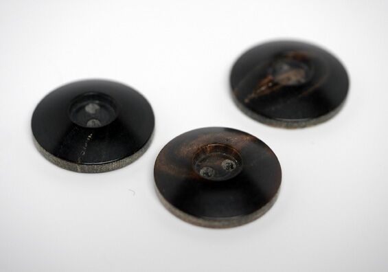 Black Horn Buttons (32L/20mm) - Click Image to Close