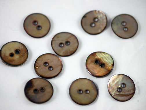 Brown Agoya Shell Buttons - Click Image to Close