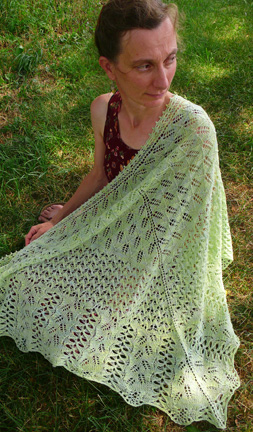 Bee Fields Triangle Shawl - Click Image to Close