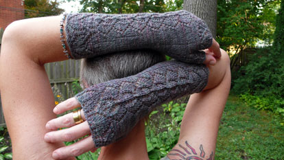 Orchid Lace Mitts - Click Image to Close